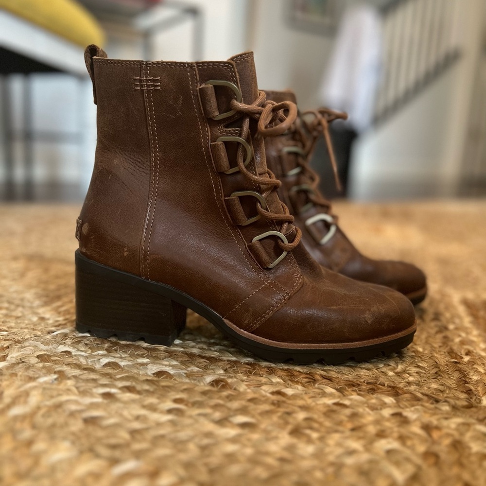 Sorel Brown Leather Heeled Boots- Worn once